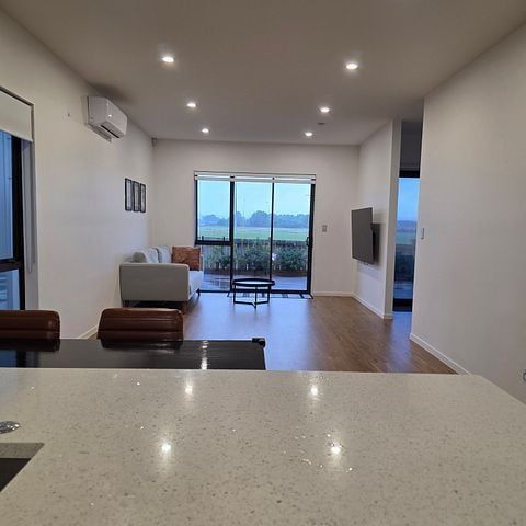 Modern stand alone home in Kauri Flat school zone - Photo 1