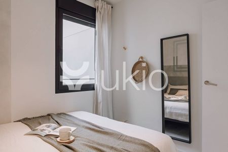 4 room luxury Apartment for rent in Barcelona, Spain - Photo 2
