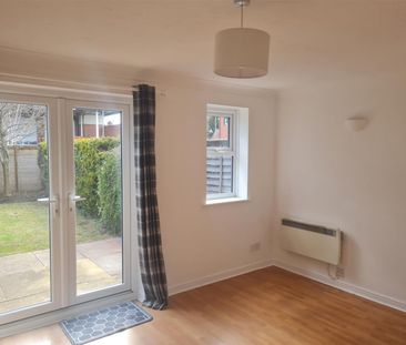 2 bedroom House To Let - Photo 5
