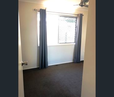 2/7 Holland Street, West Mackay, Qld 4740 - Photo 4