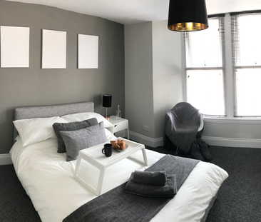 Ninth Avenue Unit 5 - Photo 2