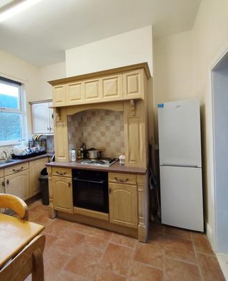 One Double Bedroom Available, 5 Magdala Street, Room D, Belfast, BT7 1PU - Photo 1