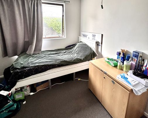 Unit 3, 21 Albert Street, Papakura, Auckland - Photo 1