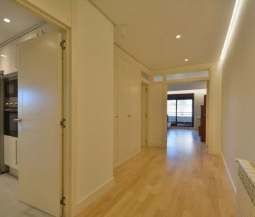 Piso de alquiler en Calle Mar Mediterráneo, 64, Zona Monte El Pilar - Photo 5