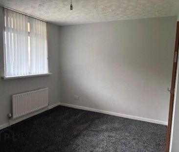 43a Carnhill Walk, Carrickfergus, BT38 7RG - Photo 5