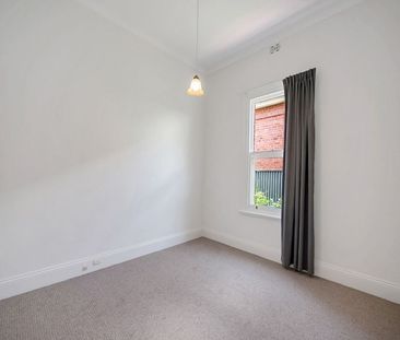 Character Home in Prime Rose Park Location - Photo 6