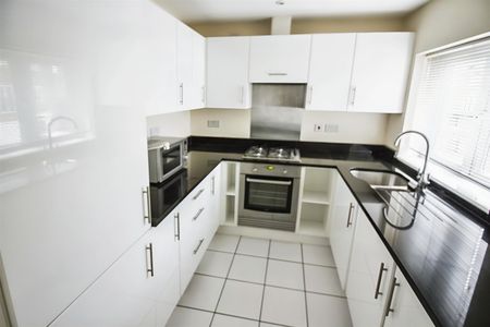 2 Bedroom Apartment for rent in Windermere Drive, Doncaster - Photo 2