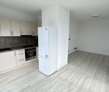 Pronájem bytu 1+kk 40 m2 - Photo 2