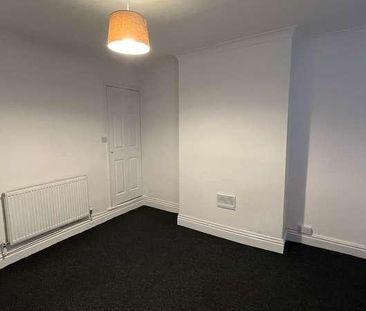 Avenue Road Extension, Clarendon Park, Leicester, LE2 - Photo 2