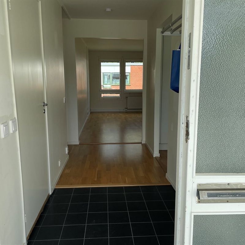 Järnvägsgatan 48 B - Photo 2