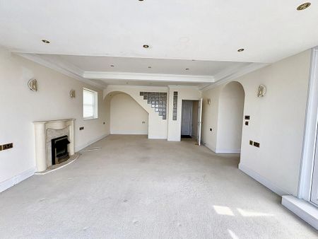4 bedroom maisonette to rent - Photo 2