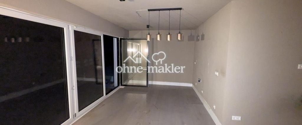 🏡 Helle 1-Zimmer-Wohnung mit Terrasse in Schnaittach bei Nürnberg. - Photo 1