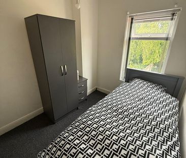 Room in a Shared House, Hampton Road, B23 - Photo 3