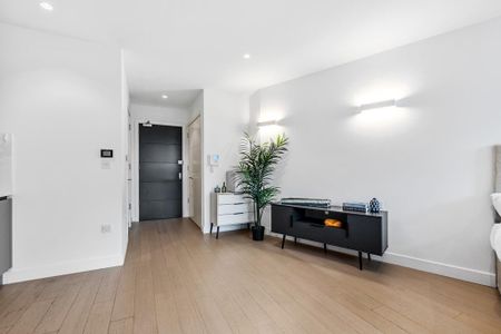 Studio to rent - Photo 2