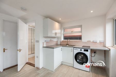 studio to rent - Photo 2