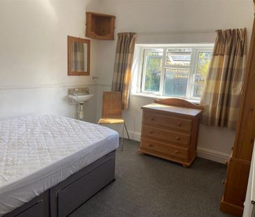 4 bedroom house to rent - Photo 1