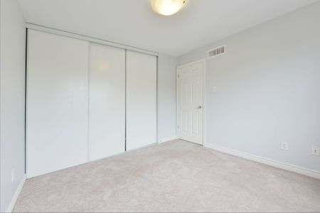 For Lease - 322 BRETTONWOOD Ridge, Kanata, Ontario - Photo 4