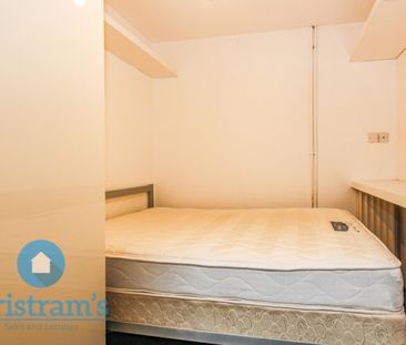 2 bed Semi-Detached House for Rent - Photo 3