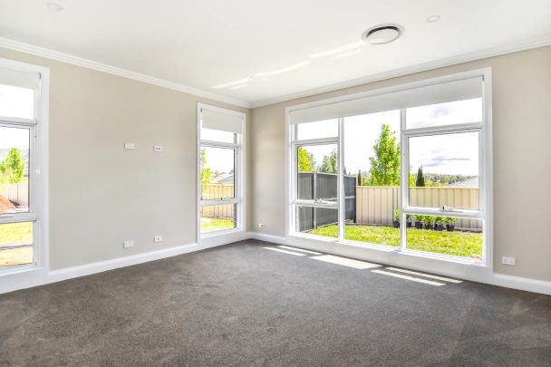 Executive Low Maintenance Home - Photo 1