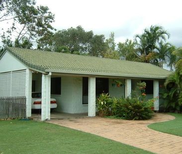 Charming Family Home in Tranquil Heatley Cul de Sac - Photo 1