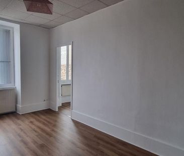 Location Appartement 3 pièces 77m² PRIVAS 07000 - Photo 5