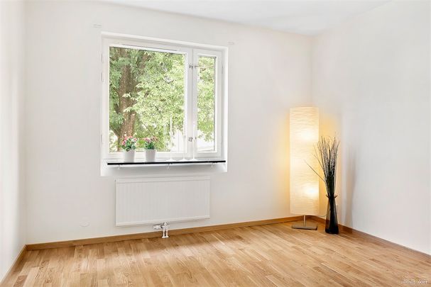 Solvarvsgatan 127 - Foto 1