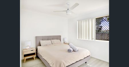 Fully Furnished Duplex - Photo 5