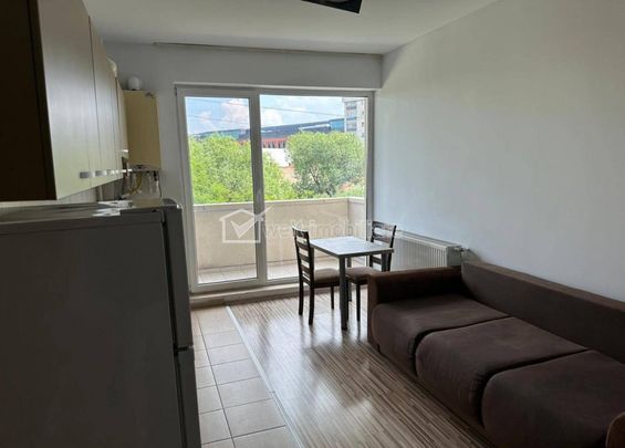 Apartament 2 camere in zona centrala - Fotografie 1
