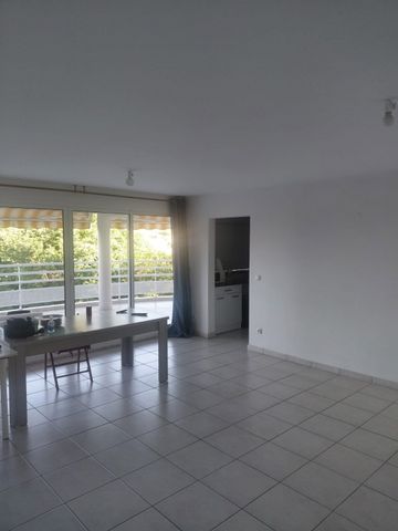 T4 non meublé avec terrasse à Plateau Fofo - Schoelcher - Photo 2