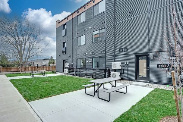 For Lease - 259 King Street Unit# 3A, Hamilton, Ontario - Photo 1