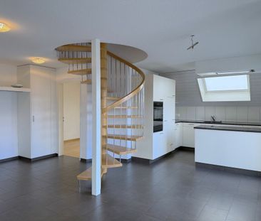 MAISONETTEWOHNUNG - ZENTRAL UND NAHE BAHNHOF - Photo 1