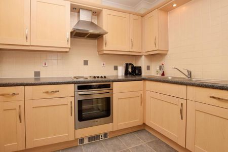 2 bedroom flat to rent - Photo 3