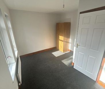 5 Donegall Avenue, Belfast, BT12 6LS - Photo 1