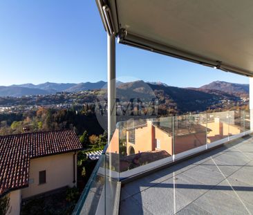 LUMINOSO 4.5 LOCALI CON GRANDE TERRAZZA E VISTA APERTA - Foto 4