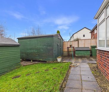 2 bedroom end of terrace house to rent - Photo 3