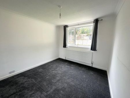3 bedroom detached house to rent - Photo 4