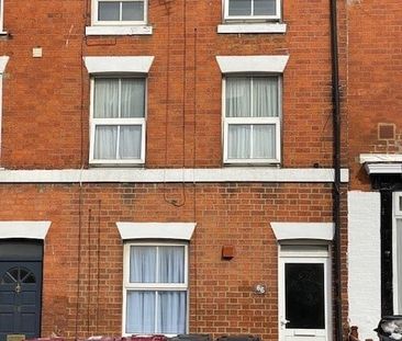 Room in a Shared House, Bedford Road, RG1 - Photo 4