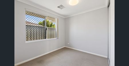 Stylish, Low-Maintenance Living in a Prime Bassendean Location - Photo 5