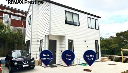 Two bedroom townhouse at Henderson - Photo 5