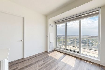 For Lease - 2 David Eyer Road Unit# 1132, Richmond Hill, Ontario - Photo 4