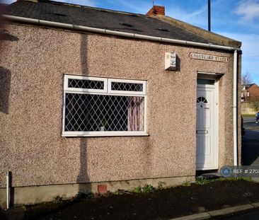 2 bedroom end of terrace house to rent - Photo 2