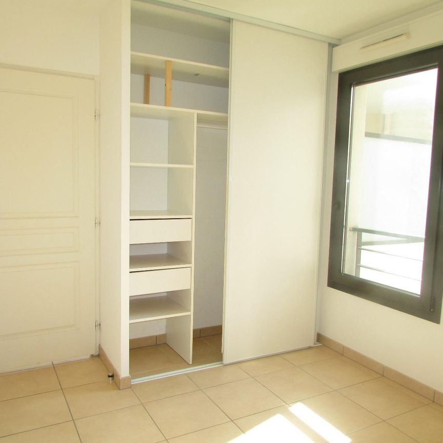 Location Appartement 2 pièces 42m² MARSEILLE 7ème - Photo 1