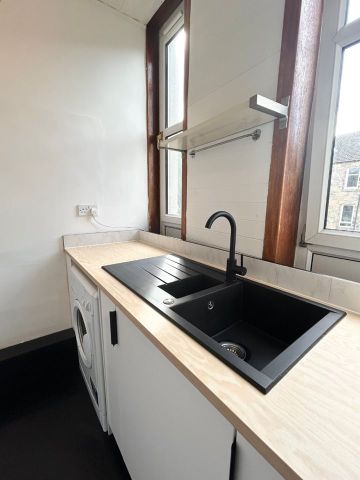 1 Bed Flat, Torrisdale Street, G42 - Photo 2