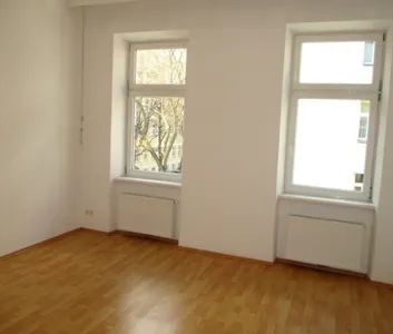 Echte 5-er-WG mit zusätzlichem Gemeinschaftsraum und extra Küche - Foto 2