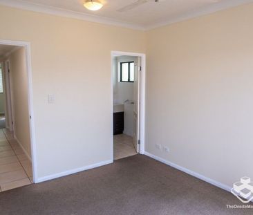Create ListingSpacious 2 Bed, 2 Bath Apartment â Pool, BBQ Area &... - Photo 2