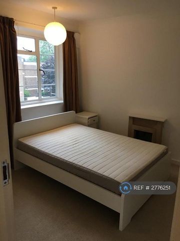 2 bedroom flat to rent - Photo 3
