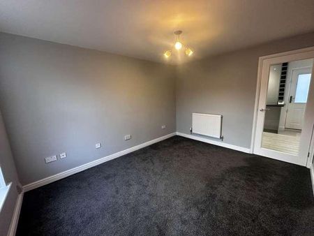 Buckingham Grove, Grimsby, DN33 - Photo 3