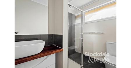 Family Living With Great Outdoor Space - Photo 4