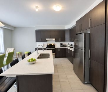 For Lease - 34 Sweet Pea Way, Kanata, Ontario - Photo 3