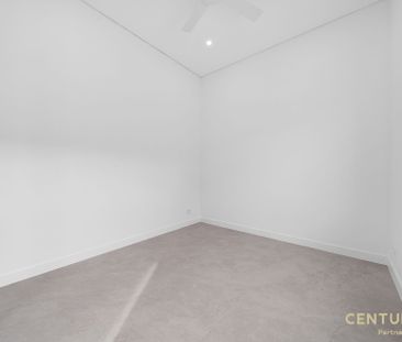 Combining Modern Design & Comfort&excl; Brand New Granny Flat - Photo 2